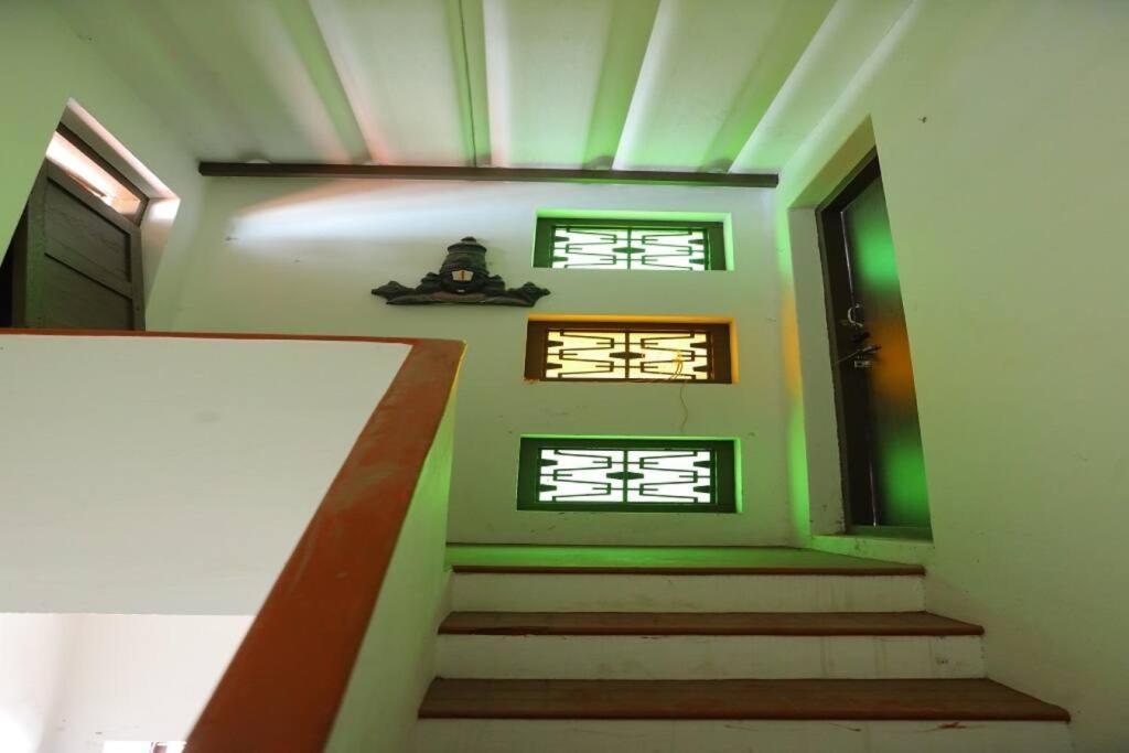 Heritage Home With 2 Bed/2 Bath With Kitchen In A Residential Neighborhood. Maduraj Zewnętrze zdjęcie