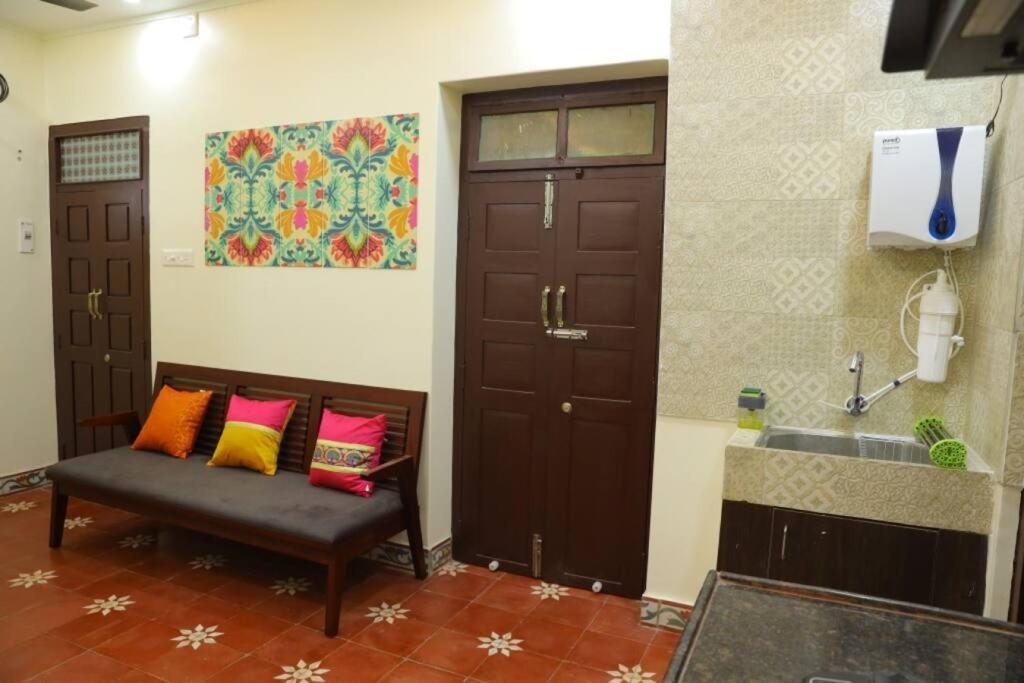 Heritage Home With 2 Bed/2 Bath With Kitchen In A Residential Neighborhood. Maduraj Zewnętrze zdjęcie