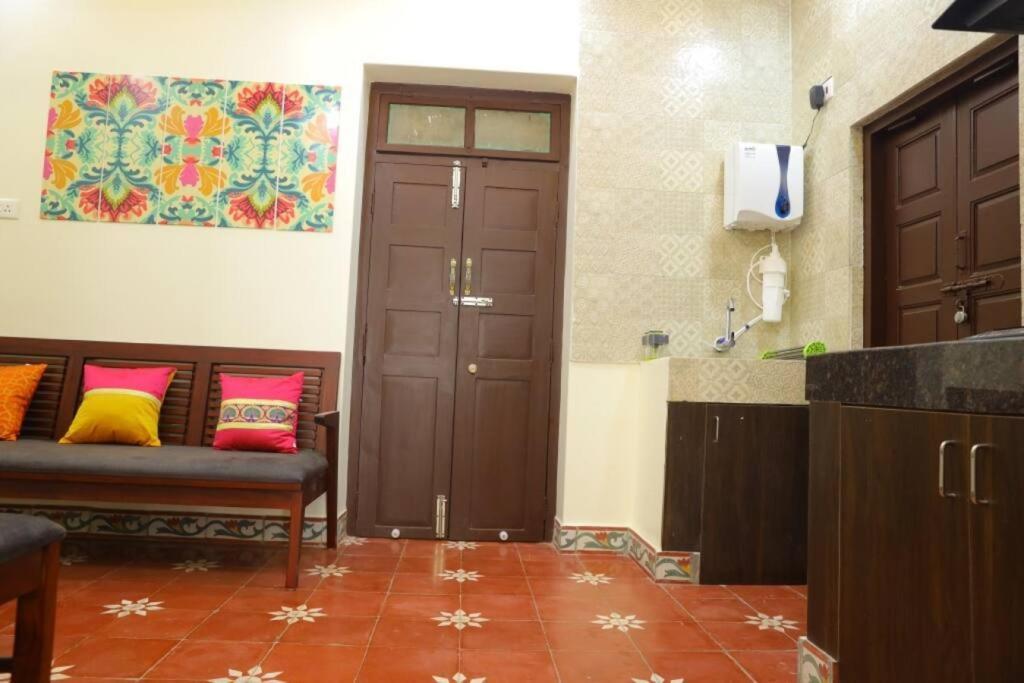 Heritage Home With 2 Bed/2 Bath With Kitchen In A Residential Neighborhood. Maduraj Zewnętrze zdjęcie